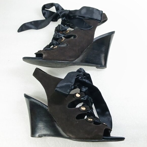 Guess by Marciano PManella Black Multi Suede Lace-Up Wedge Sandals 8 w/ Box VGUC - Picture 4 of 16